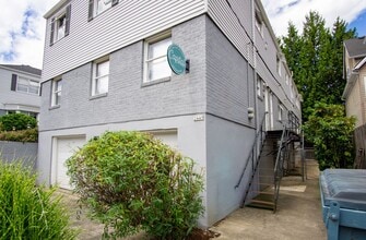 Building Photo - Great NW Location: Spacious 1 Bedroom Ready Now!