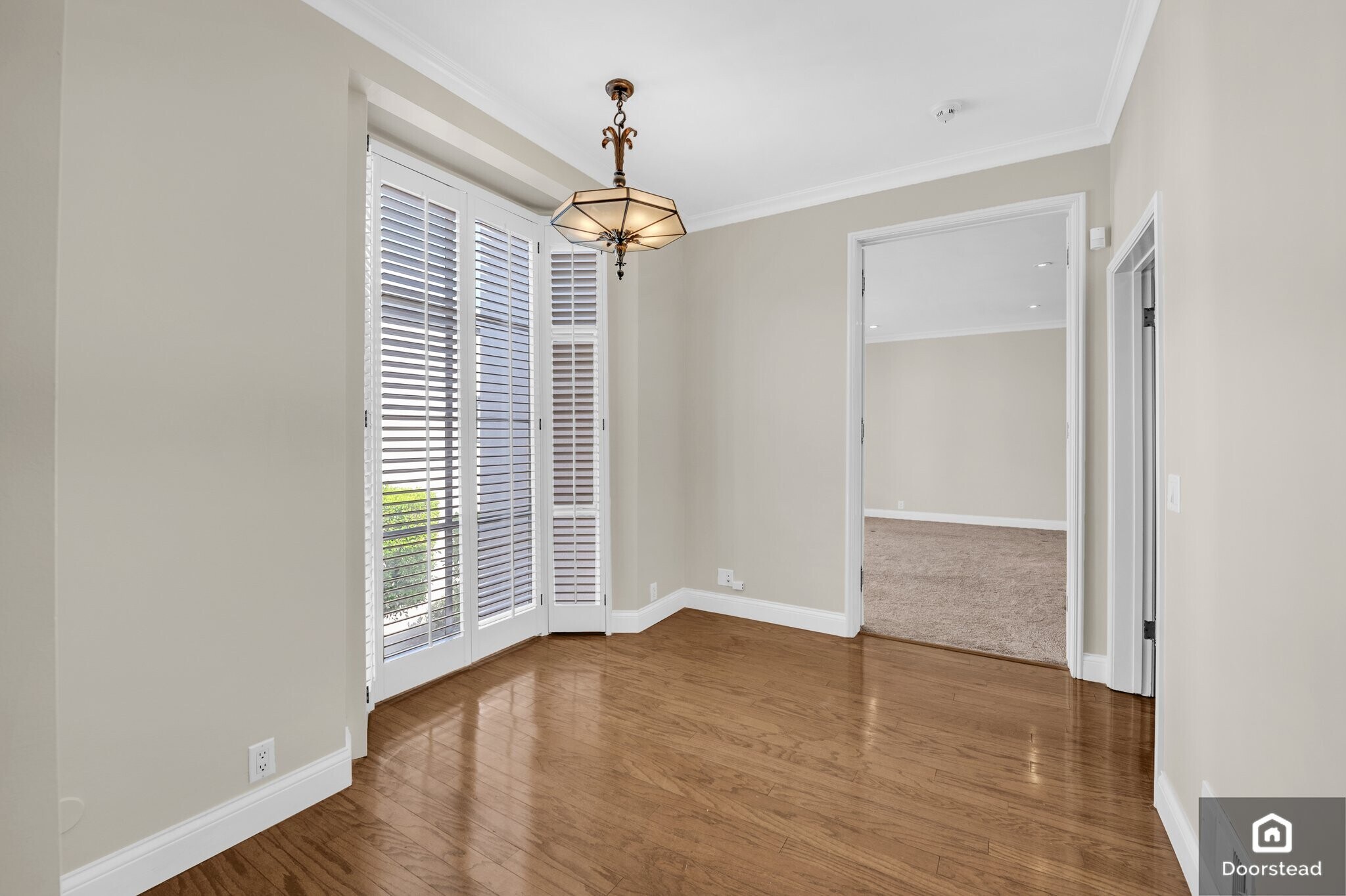 Building Photo - 535 S Orange Grove Blvd