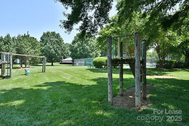 Building Photo - 18741 Nautical Dr