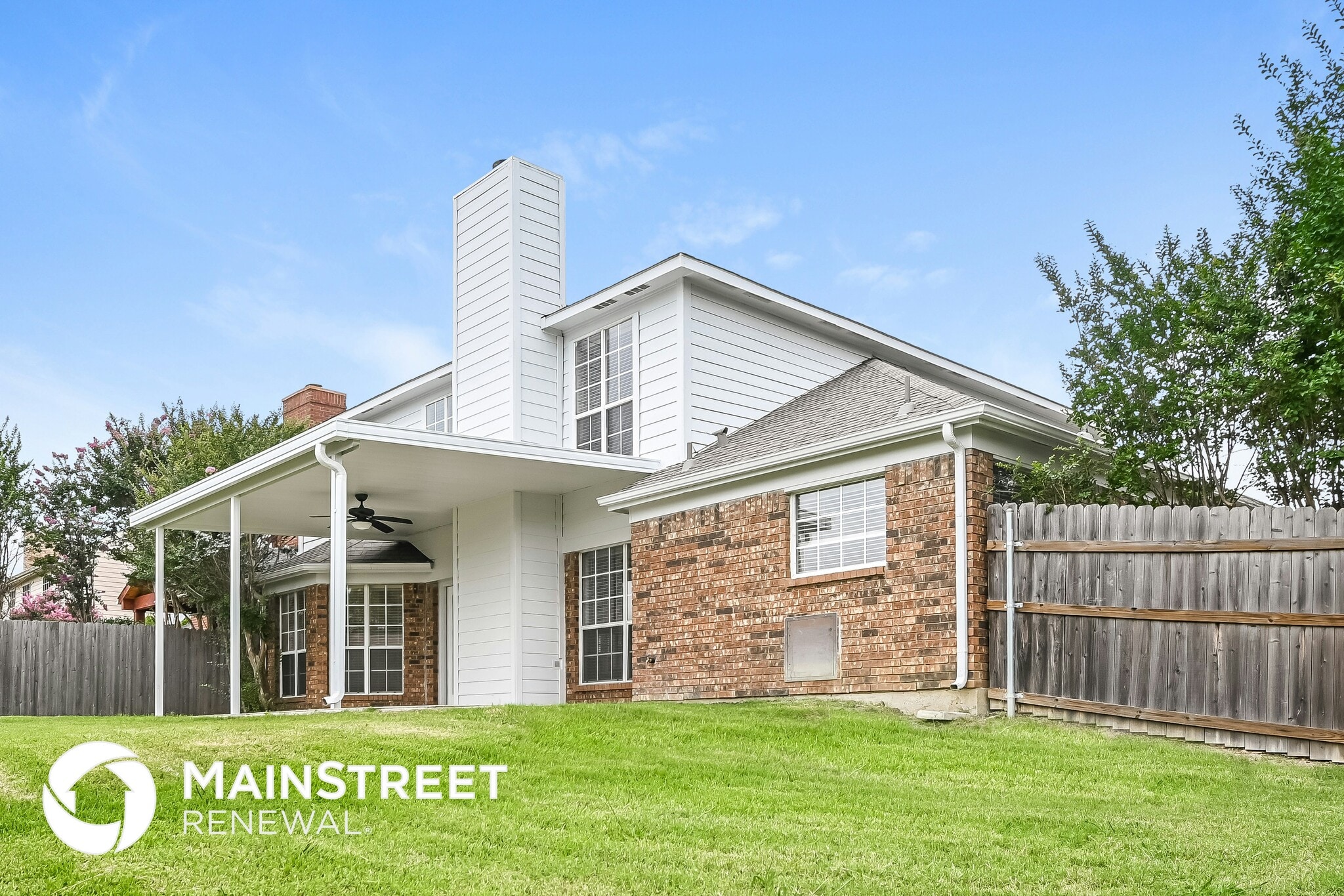 Building Photo - 6355 Knoll Ridge Dr