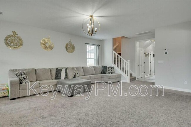 Building Photo - 1044 Mulford Lp