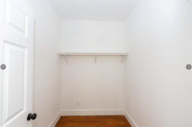 Building Photo - 3918 Ursuline St