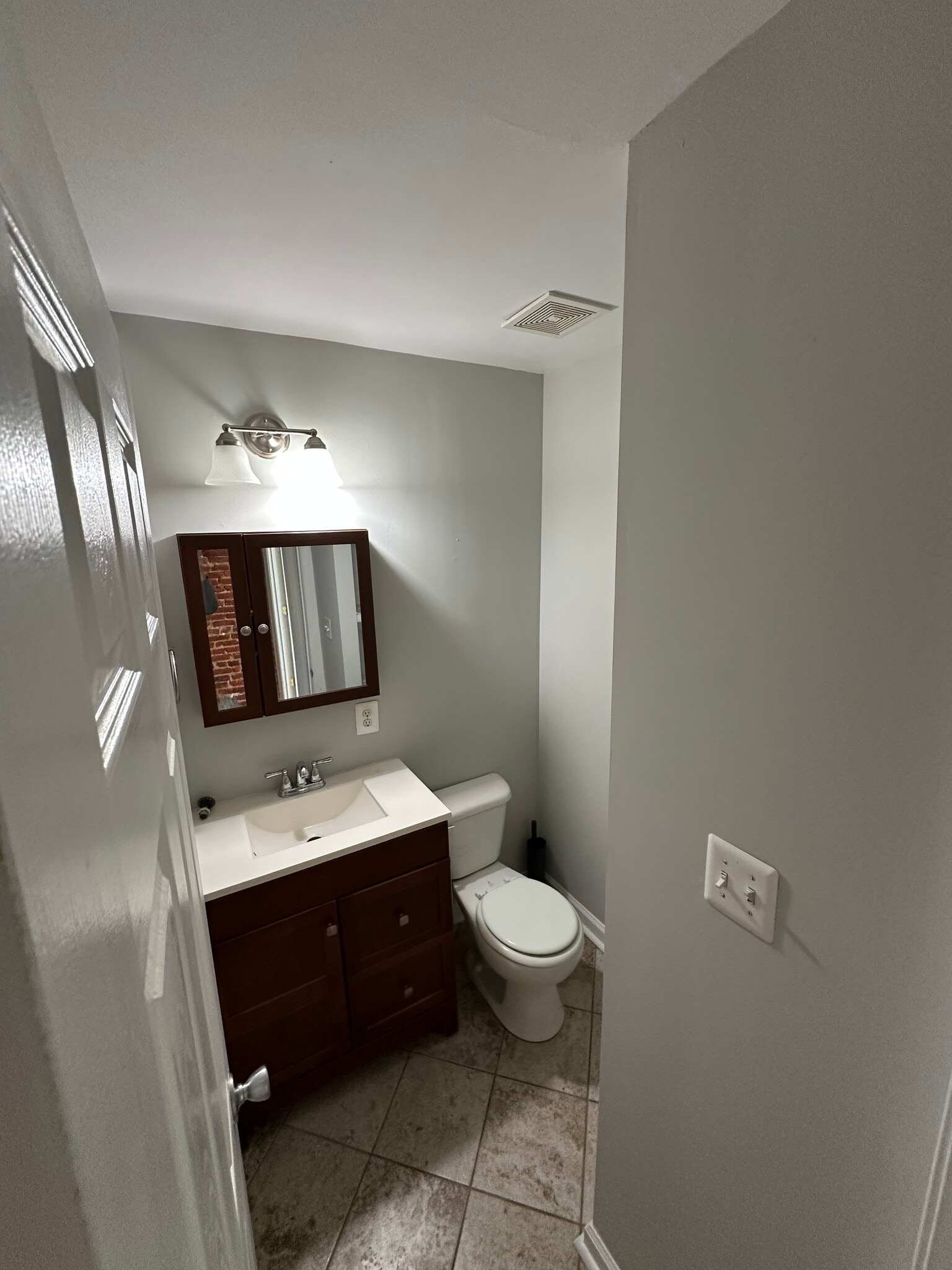 Unit 2 Bathroom (Hall bath adjacent to room) - 37 S Ellwood Ave