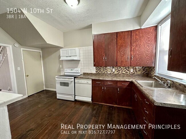 Building Photo - 1504 N 10th St