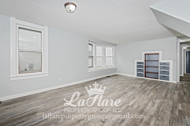 Building Photo - 5907 317th St