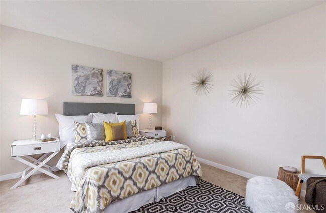 Building Photo - 451 Kansas St