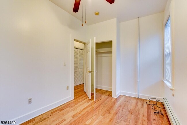 Building Photo - 24 Eckert Ave