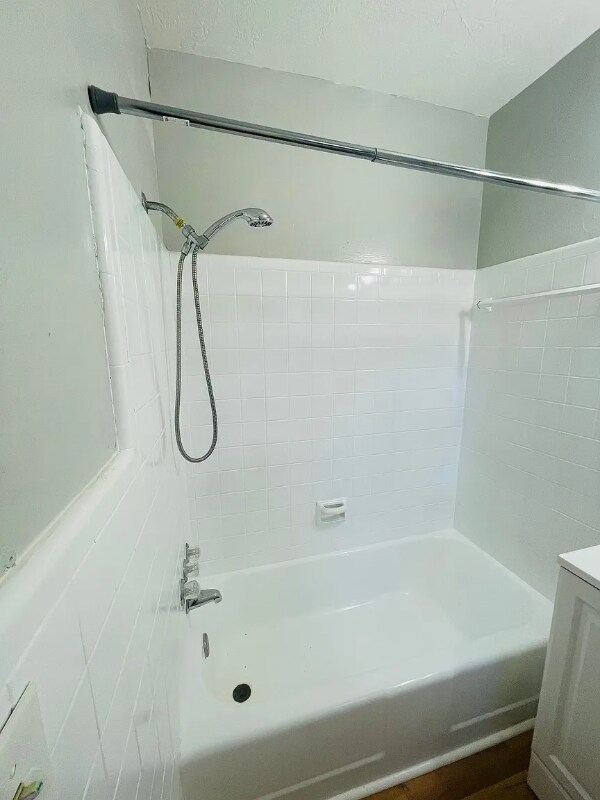 Building Photo - 1610 12th Ave S