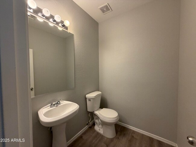 Building Photo - 18123 N Madison Rd