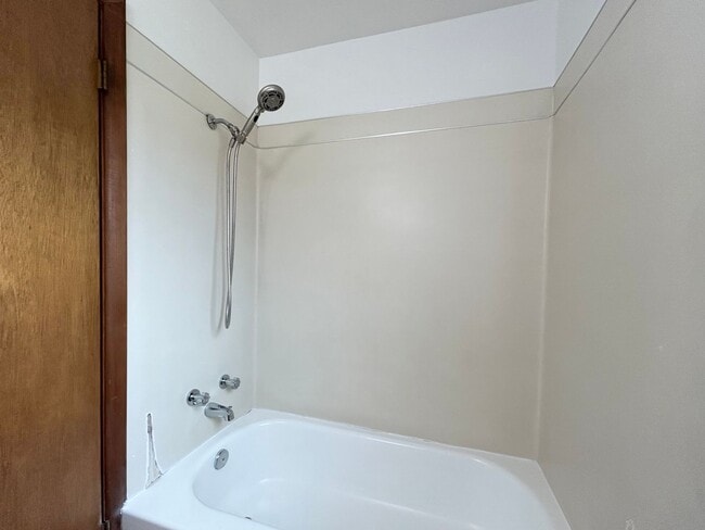 Building Photo - sw114th