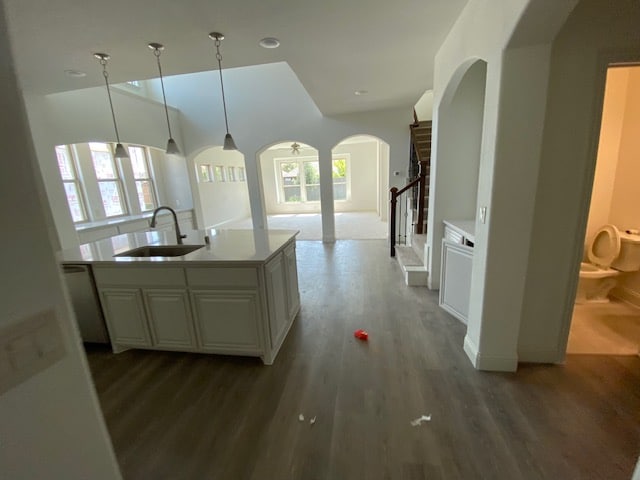 Building Photo - 307 Bluewood Dr