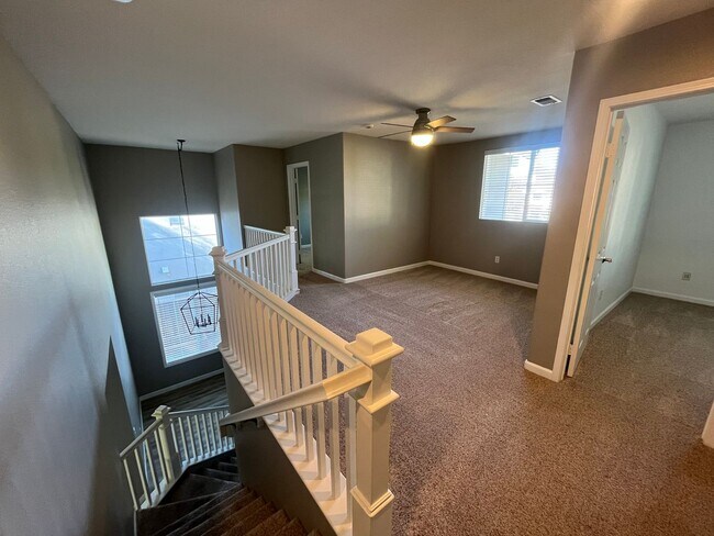 Building Photo - 30133 Destiny Dr