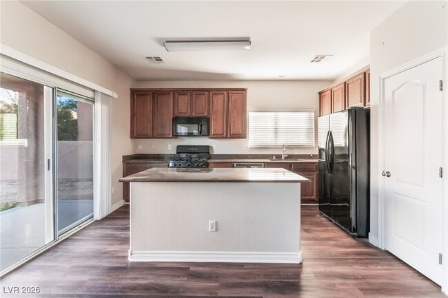 Building Photo - 112 Iron Summit Ave