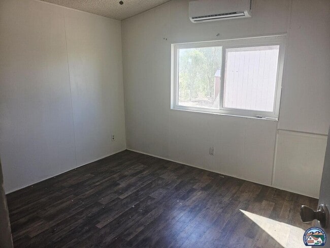 Building Photo - 1202-1286 CA-86