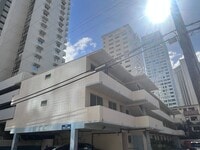 Building Photo - 2 Bed/1 Bath unit on Cleghorn St in Waikiki
