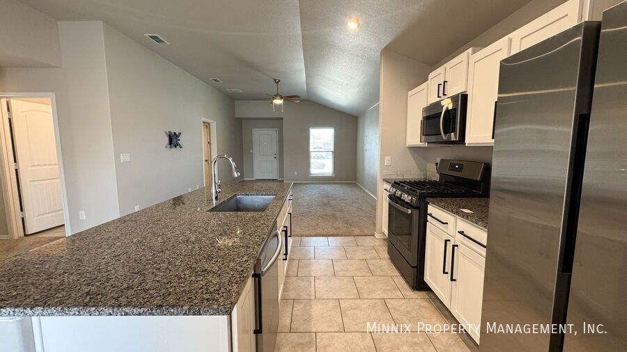 Building Photo - 7503 101st St