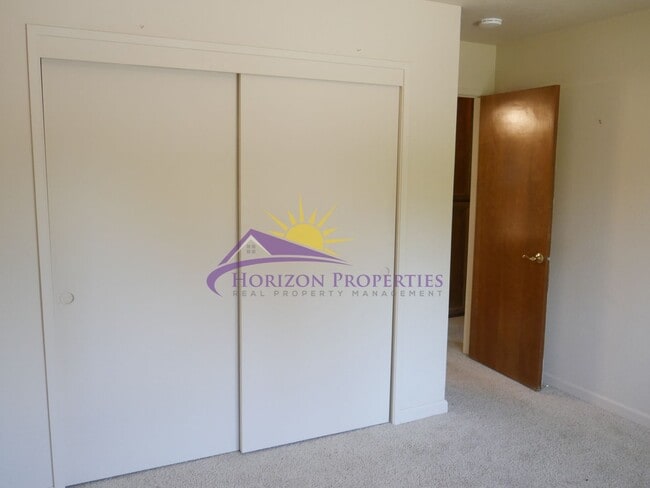 Building Photo - 3 Bed 2.5 Bath 1,766 sqft Fair Oaks Home