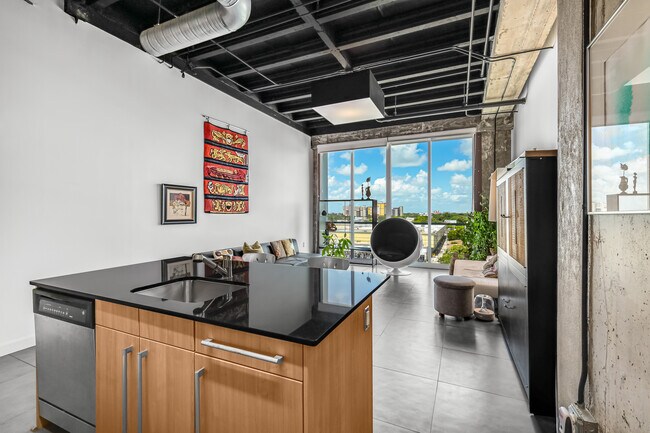 Building Photo - 8101 Biscayne Blvd