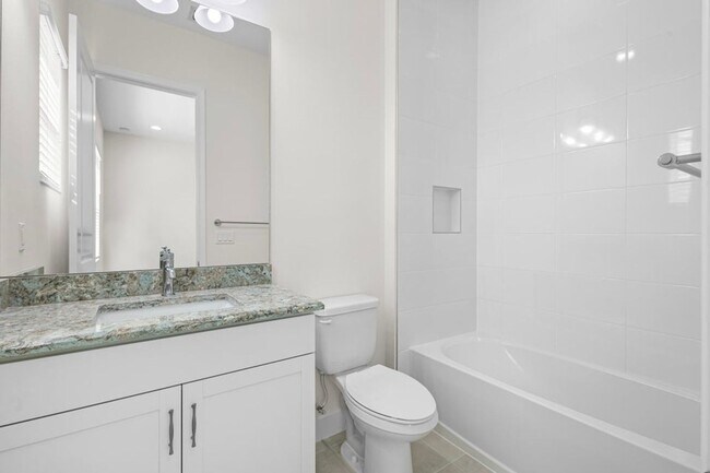 Building Photo - 14184 Lacebark Ln