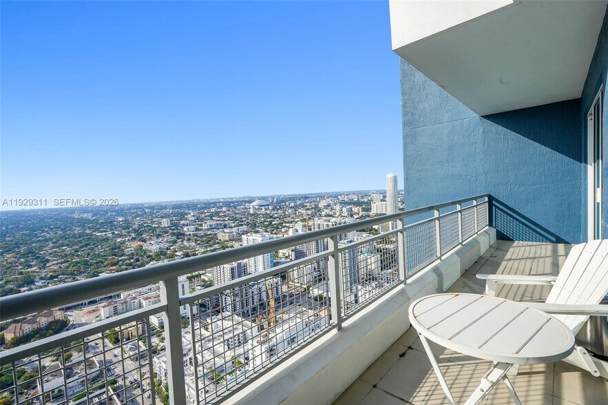 Building Photo - 60 SW 13th St