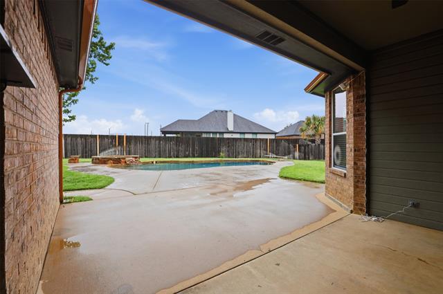 Building Photo - 1404 Chaucer Dr