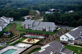 Building Photo - 8 Horizon View Dr
