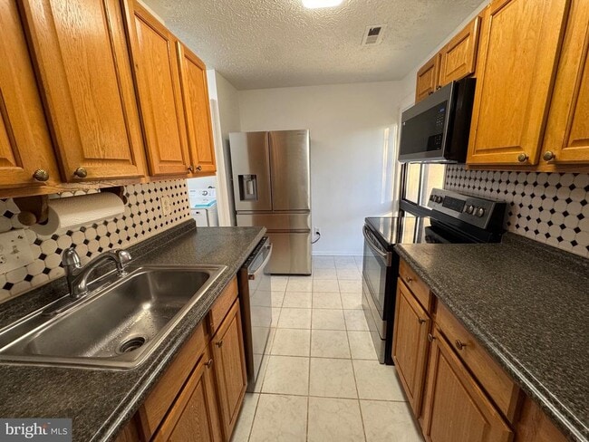 Building Photo - 349 Reneau Way