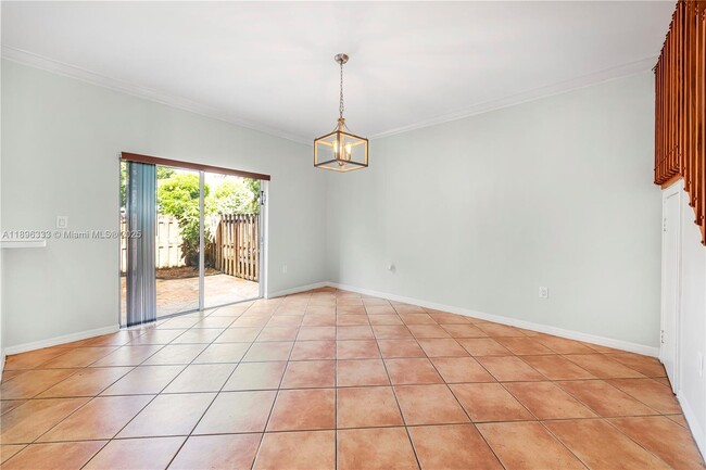 Building Photo - 14274 SW 125th Ct