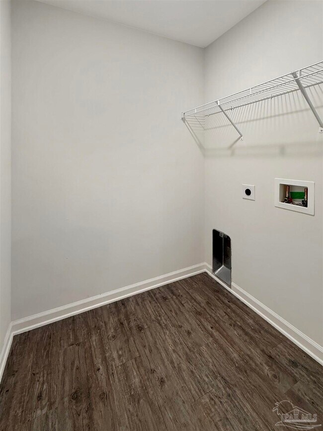 Building Photo - 5777 Blackhorse Cir