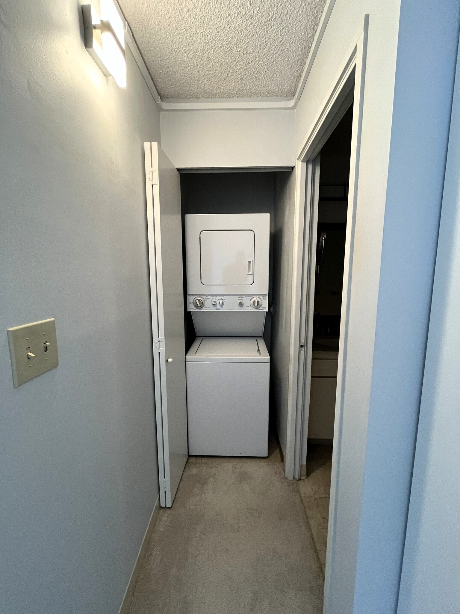 Washer/Dryer - 3045 Ala Napuaa Pl