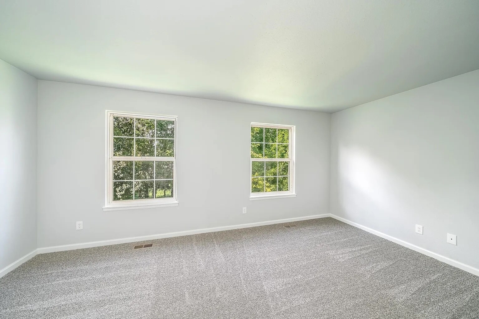 Building Photo - 2801 Leisure Dr