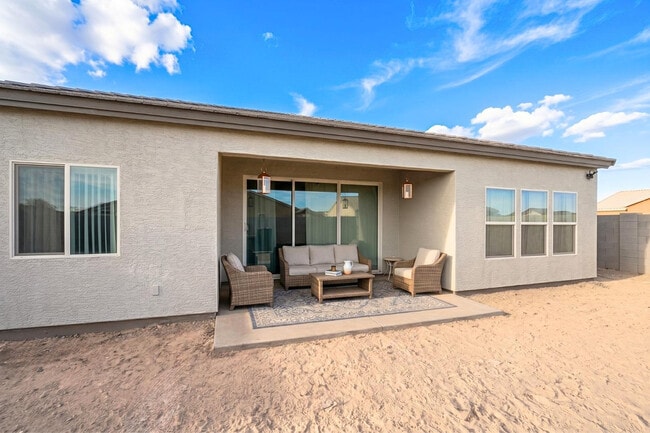 Building Photo - 10261 W Concordia Dr