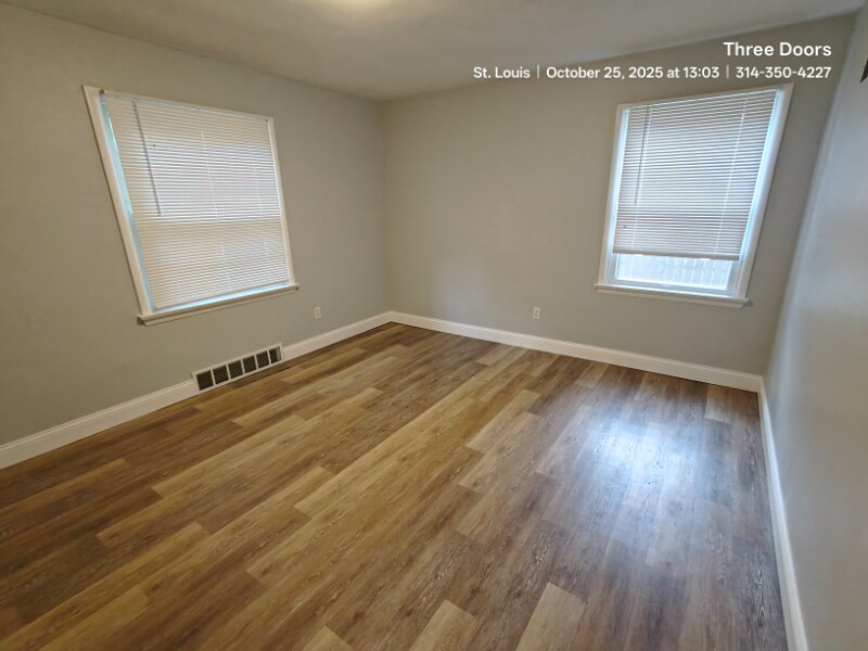 Building Photo - 1737 Parker Rd