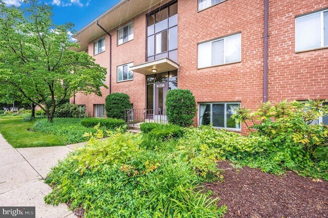 Building Photo - 10316 Rockville Pike