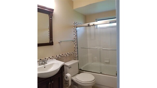 Building Photo - 5810 Garden Lakes Majestic