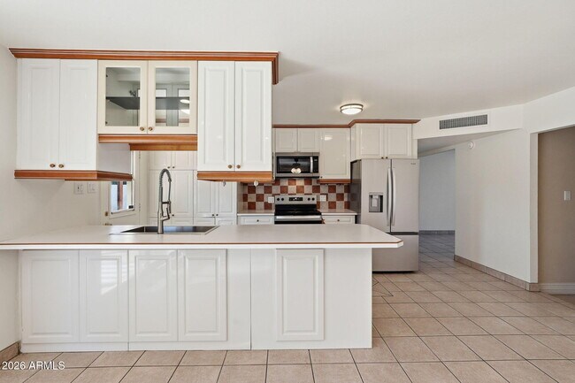 Building Photo - 2503 S Jentilly Ln