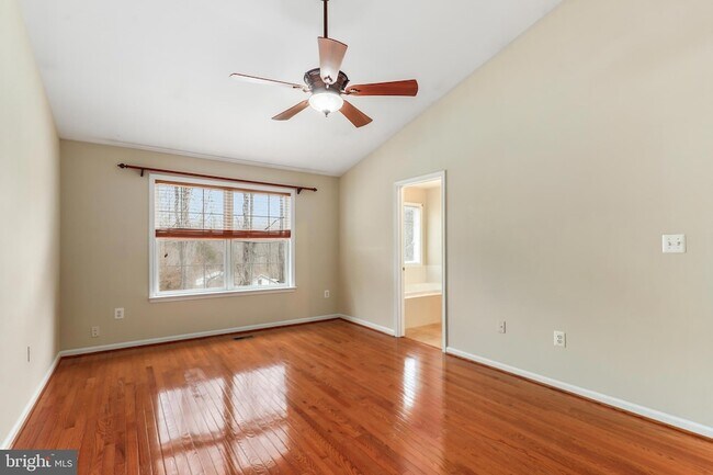 Building Photo - 803 Twin Brook Ln