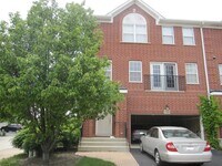 Building Photo - 2349 Croydon Pl