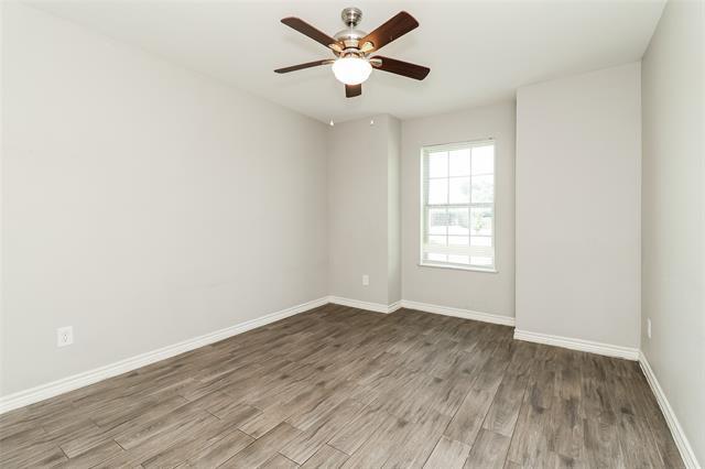 Building Photo - 623 Green Mound Dr