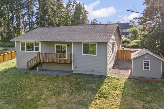 Building Photo - 3807 29th Ave Ct E