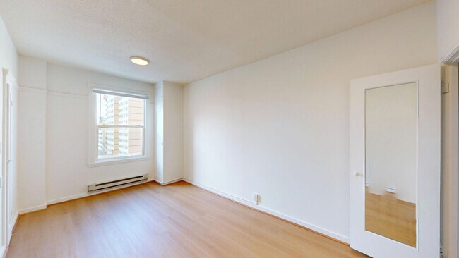 Building Photo - 922 Fulton St