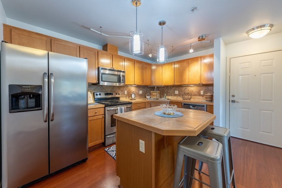 Building Photo - 13203 97th Ave E