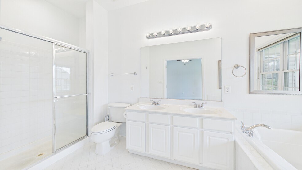 Building Photo - 25807 Turlough Ter