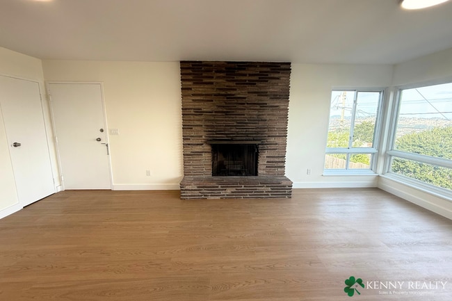 Building Photo - Newly Remodeled 5BR/3BA Home w/ City + Ocean Views in Daly City