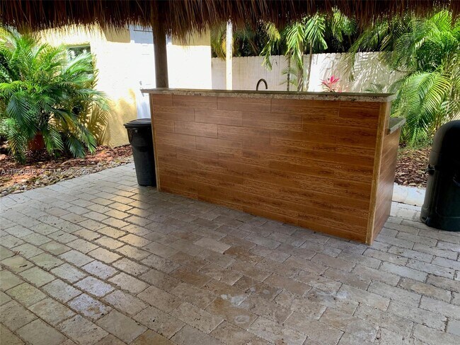 Building Photo - 3521 SW 23rd St