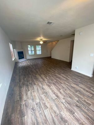 Building Photo - 20805 Trotters Ln