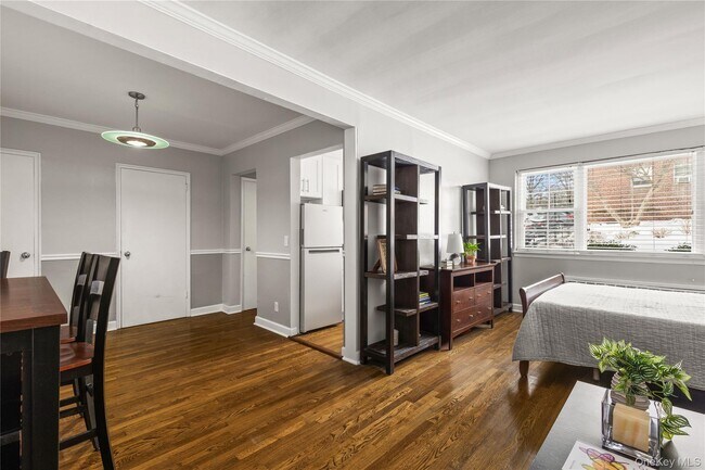 Building Photo - 100 Theodore Fremd Ave