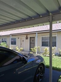 Building Photo - 2357 Walton Cir