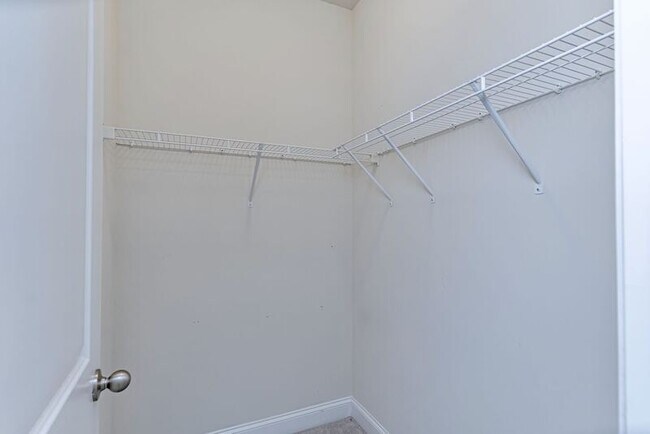 Building Photo - 110 Northwild Dr