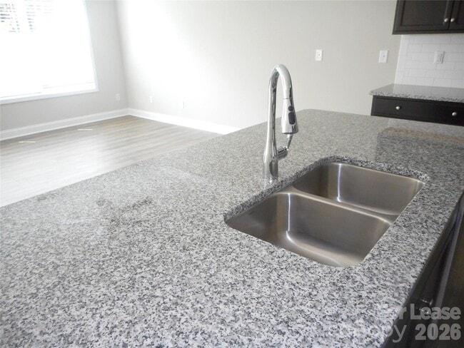 Building Photo - 8731 Harris Lake Ln